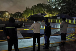 聞風而動 全面?zhèn)鋺?zhàn) 城投公司全力筑牢安全防線